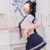 Linh Đan em gái sở hữu thân hình bao mơ ước