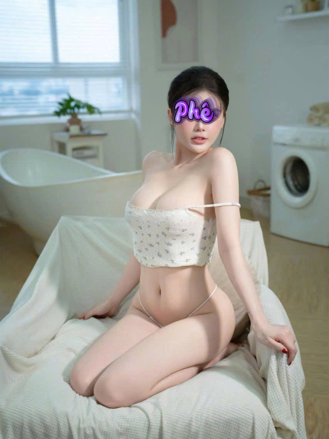 Huyền My – Em Hàng Gái Gọi Tuy Hòa Xinh Ngoan Chiều Khách